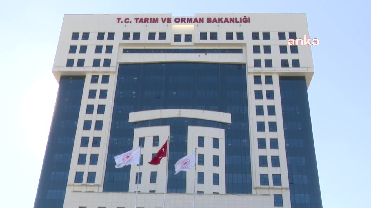 TARIM VE ORMAN BAKANLIĞI NDA 9 ÜST DÜZEY BÜROKRAT GÖREVDEN ALINDI