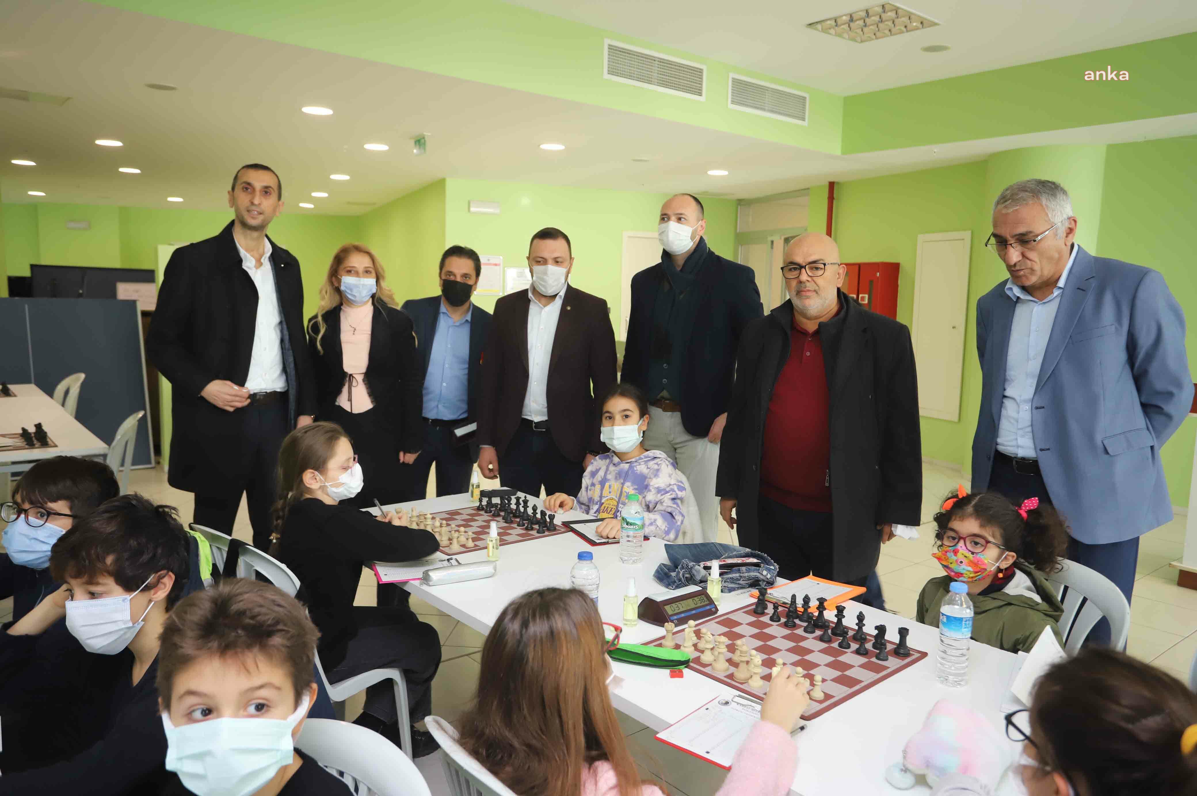 istanbul il birinciligi satranc turnuvasi kartal da yapildi