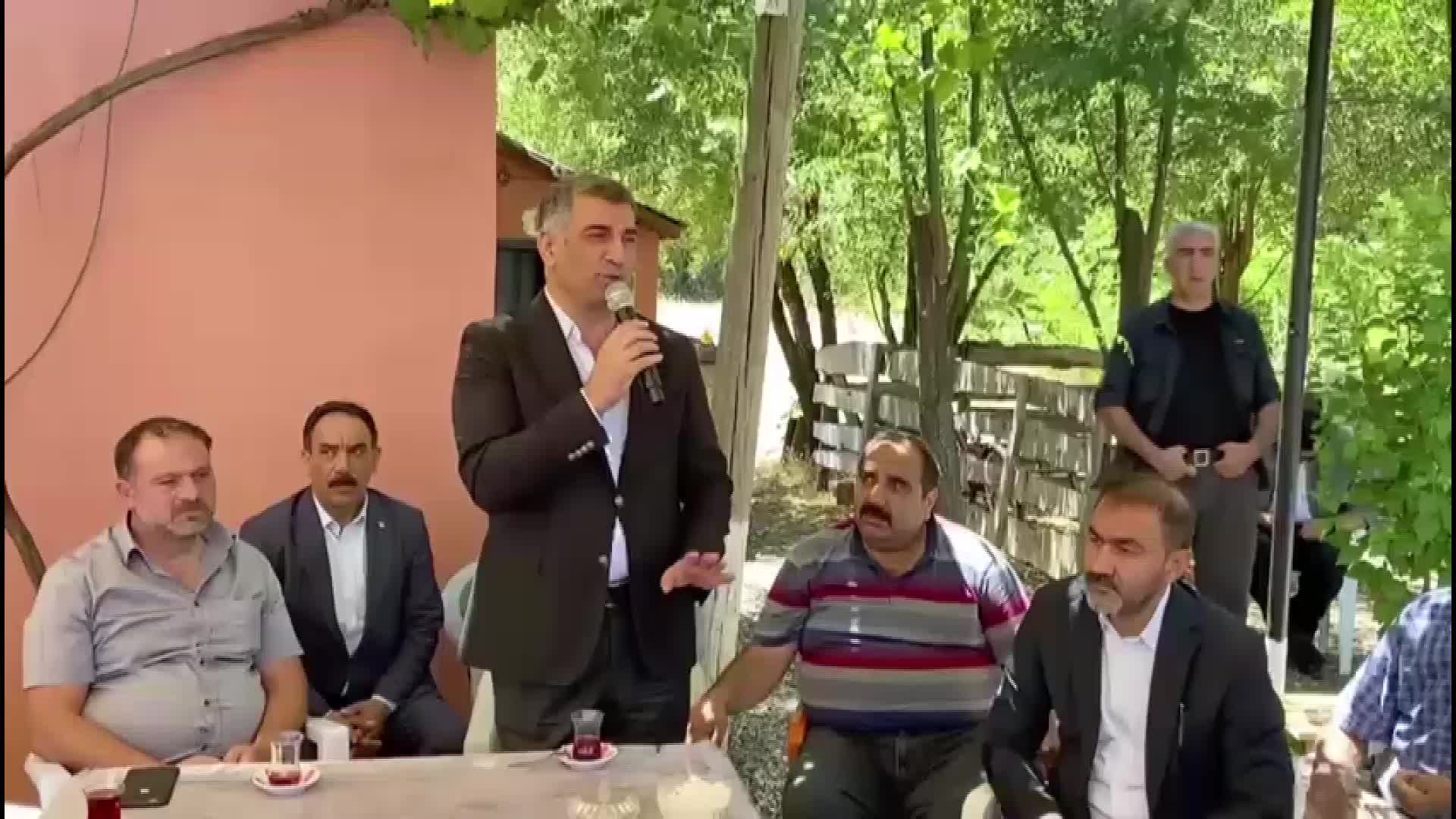 AKPYE OY VEREN ELAZIĞLI YURTTAŞ ŞU ANDA PİŞMANIM BUNDAN SONRA