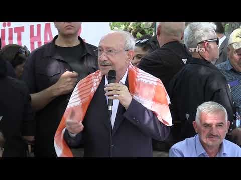 Kemal Kılıçdaroğlu, İzmir'in Buca ilçesinde Kaynaklar Köyü’nde köy halkıyla bir araya geldi