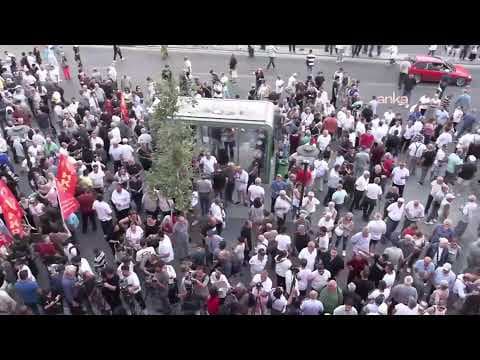 Çankaya Belediyesi'ne yönelik operasyon belediye önünde protesto ediliyor / Ankara #Canlı