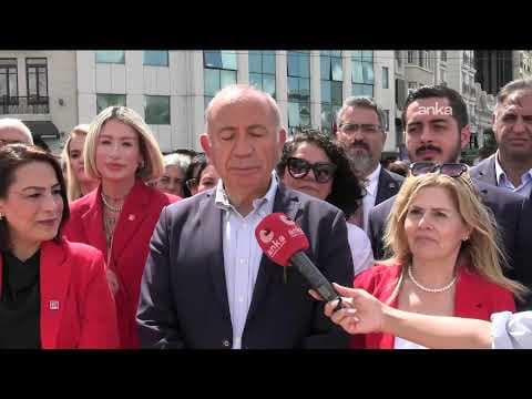 CHP İstanbul İl Başkanı Gürsel Tekin ilçe başkanlarıyla Cumhuriyet Anıtı'na çelenk bırakıyor #Canlı