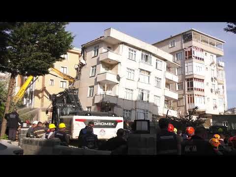 Maltepe'de çöken binada kontrollü yıkım çalışmaları başladı / İstanbul #Canlı