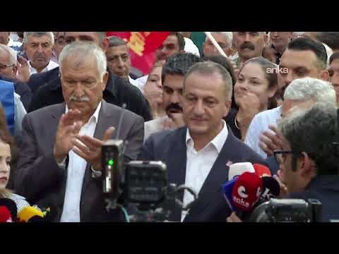 CHP Mersin İl Başkanlığı, Vahap Seçer ve Abdullah Özyiğit'in tutuklanmasını protesto ediyor