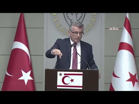 Tufan Erhürman, Kıbrıslı Rum Lider Nikos Hristodulidis ile görüşmesinin ardından açıklama yapıyor
