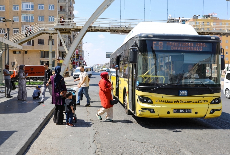 Diyarbakır'da toplu ulaşım ücretlerine yüzde 25 zam