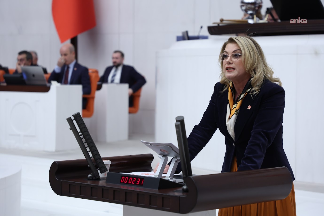 CHP'li Asu Kaya'dan, Mahinur Özdemir Göktaş'a: Artık konuşun, sorumluluk alın ya da derhal istifa edin