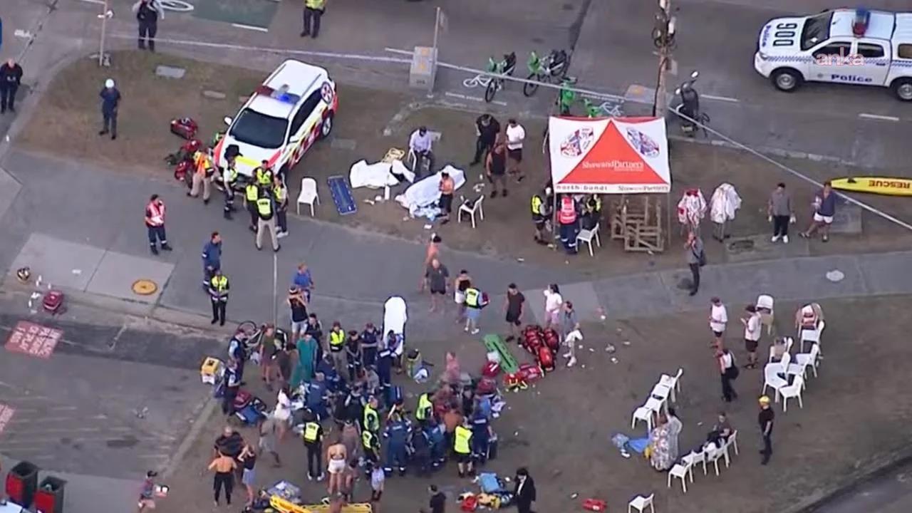 Avustralya’daki Hanuka kutlamasına saldırı

Saldırganların IŞİD’le bağlantısı soruşturuluyor, ülkede silah yasalarında değişiklik gündemde