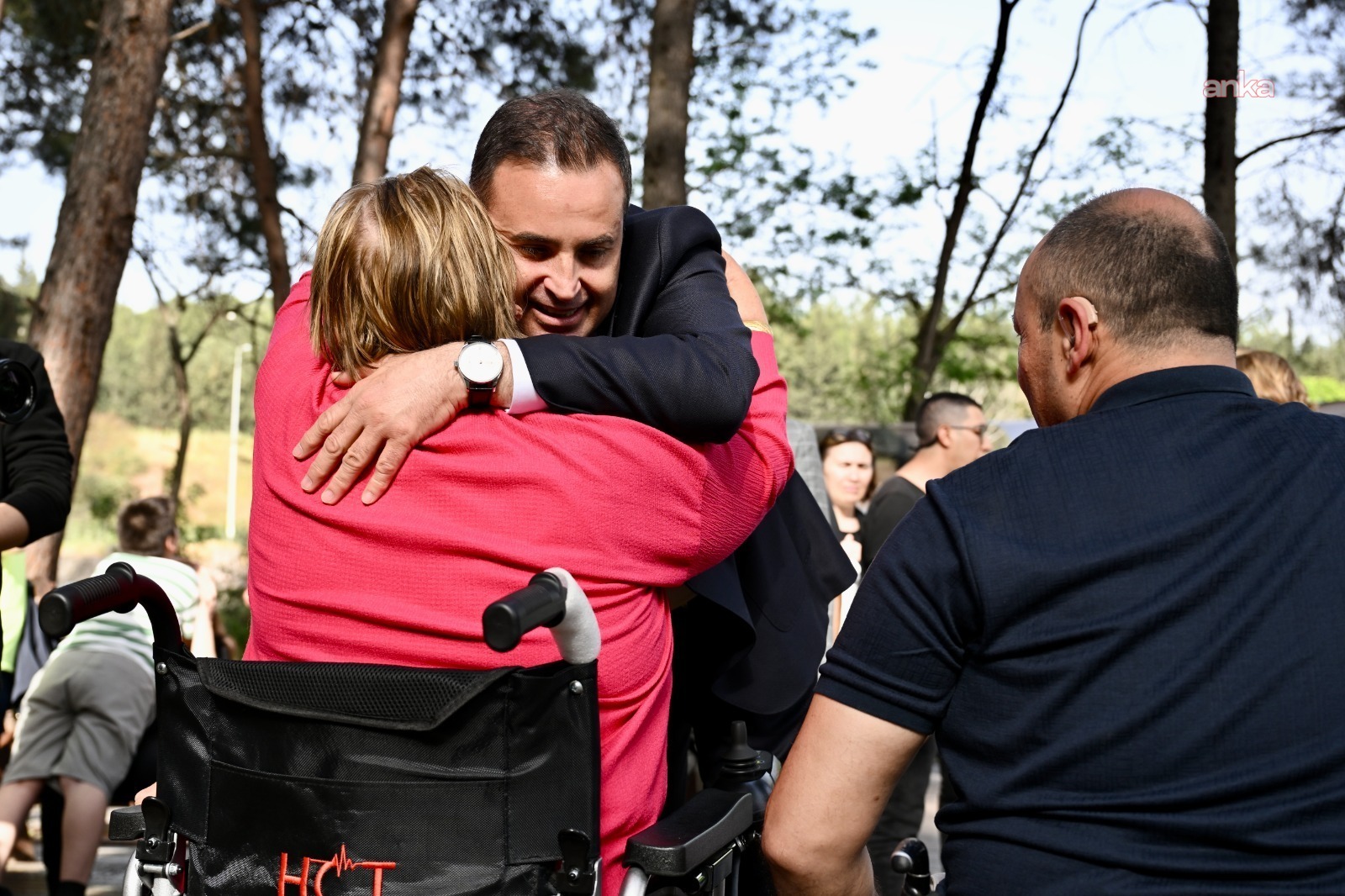 Balıkesir Büyükşehir Belediyesi’nden özel gereksinimli bireylere yeni yılda 5 bin TL nakdi destek