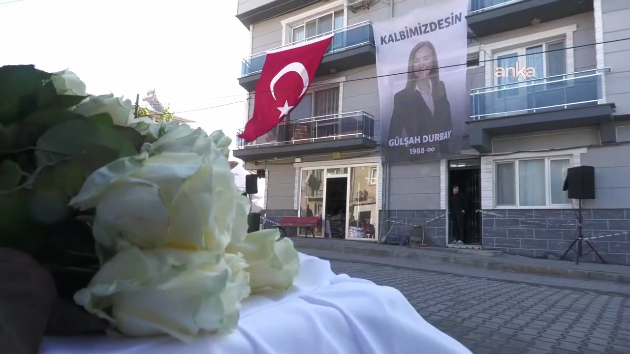 Şehzadeler Belediye Başkanı Gülşah Durbay, son yolculuğuna uğurlandı