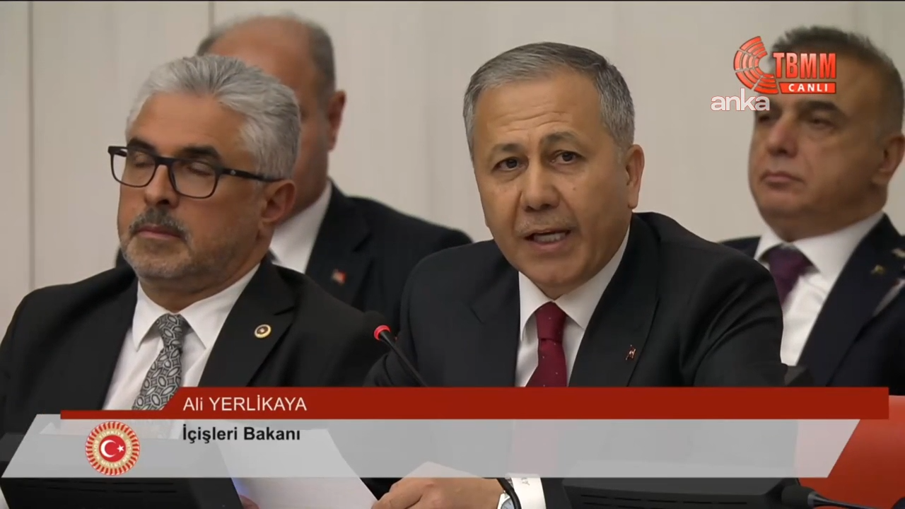 Ali Yerlikaya ile CHP'li vekiller arasında "5 bin polis" tartışması