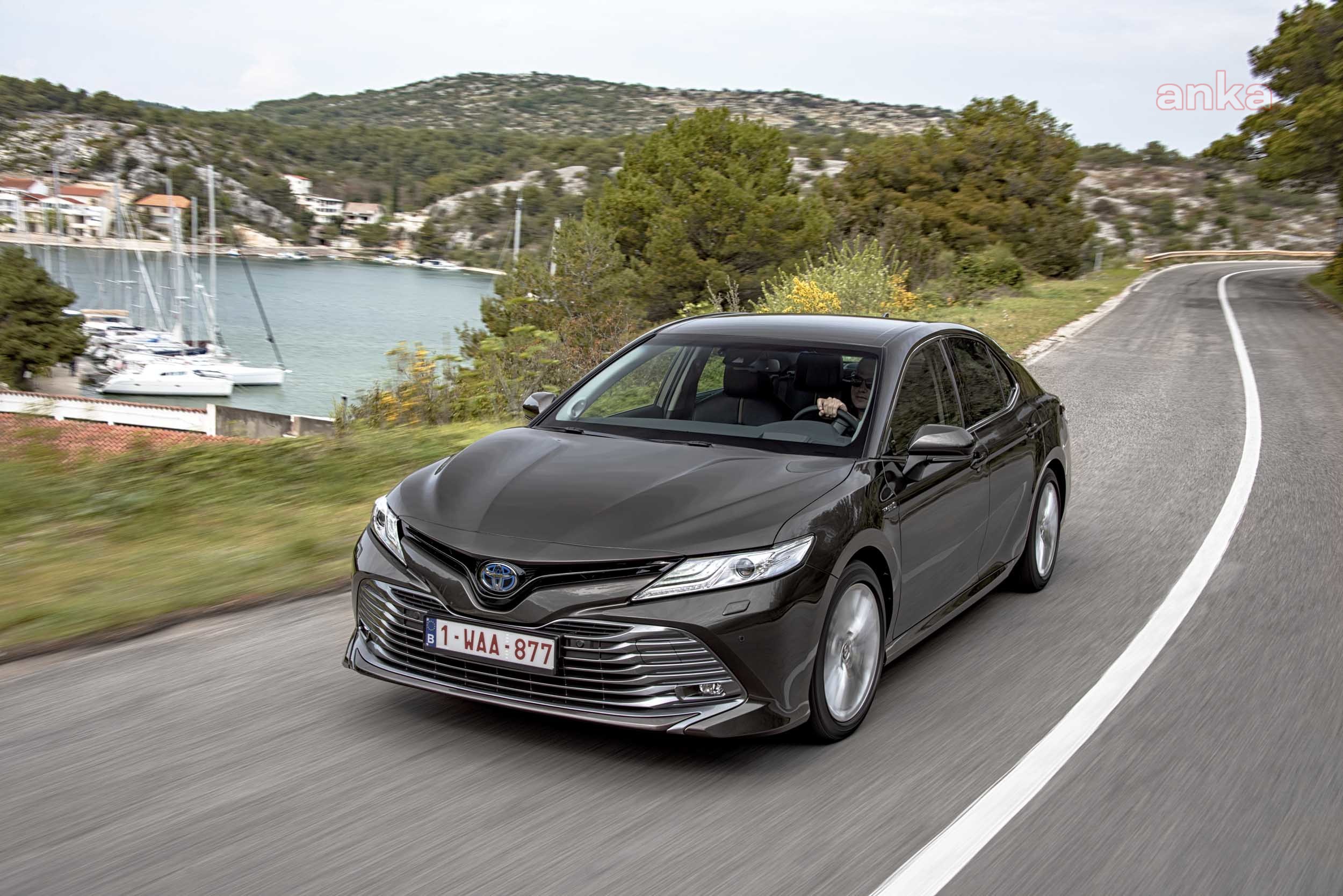 Фото новой тойота. Toyota Camry 2021. Toyota Camry 2019. Тойота Камри 2021. Новая Тойота Камри 2021.