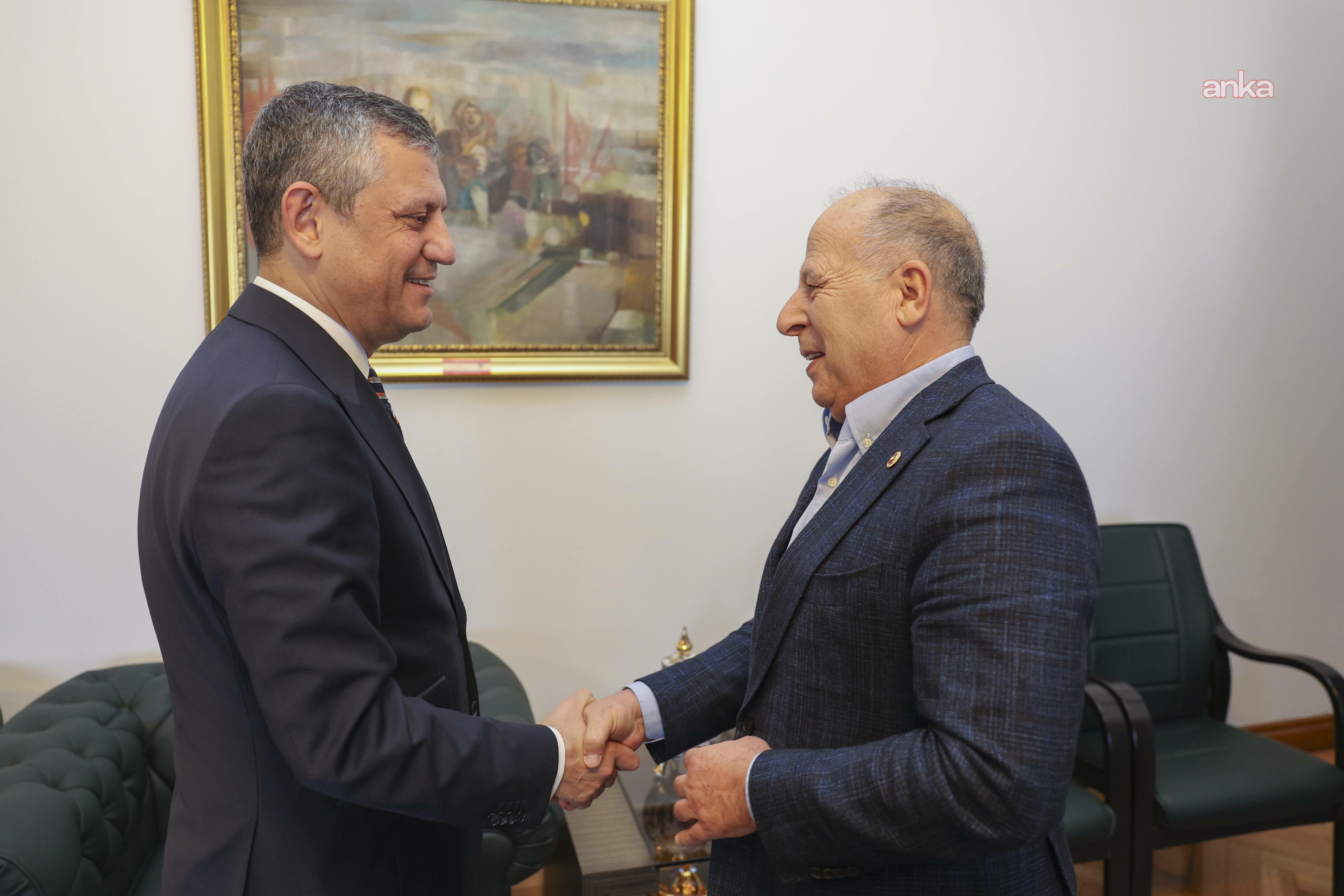 Yüreğir Belediye Başkanı Demirçalı, Özgür Özel ile bir araya geldi