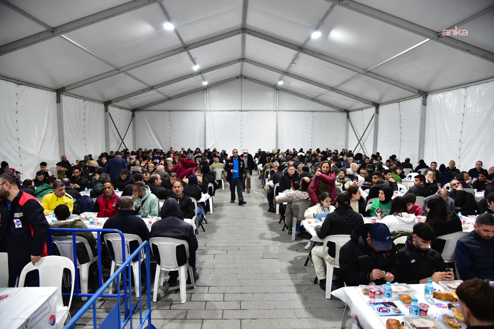 İBB, Ramazan'da 500 bin kişiye iftar yemeği dağıtacak