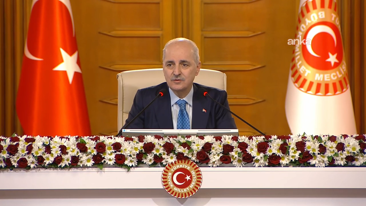 Numan Kurtulmuş: Yeni bir anayasa hazırlama konusu yerine getirilmesi gereken ortak bir sorumluluktur