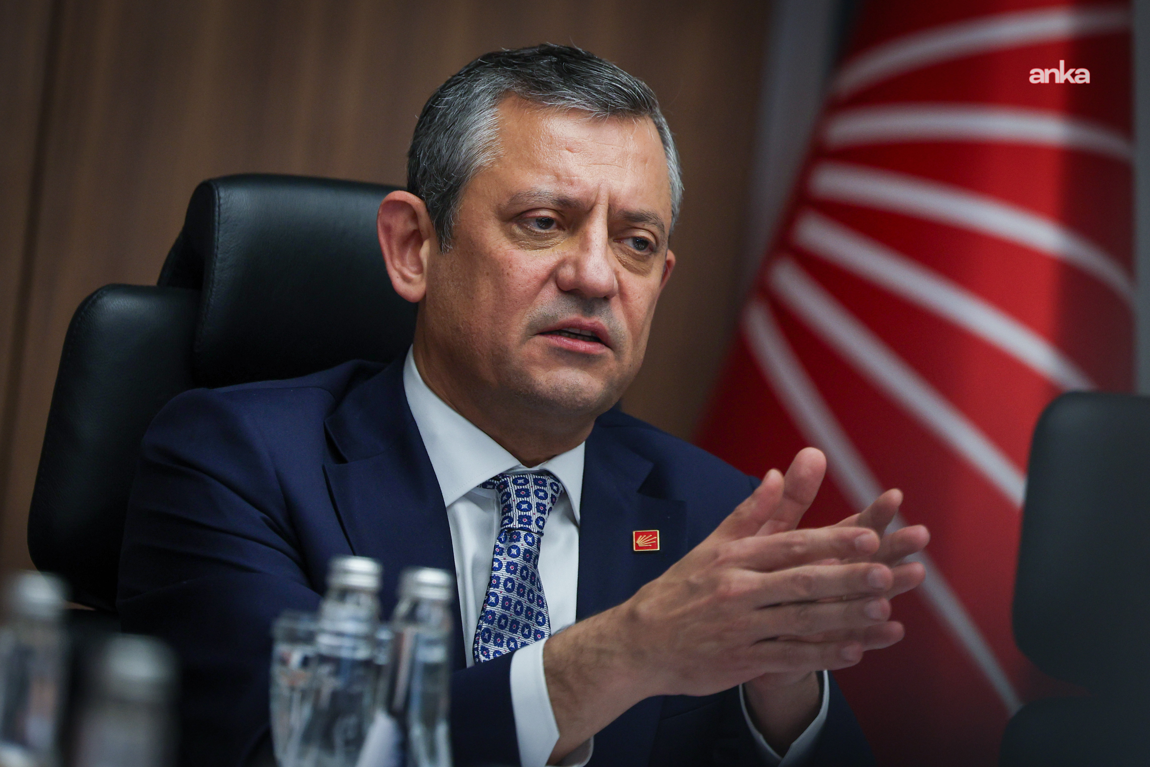 Özgür Özel: 2 Mart’ta 350 kişilik kadroyu Türkiye’nin önüne koyacağız