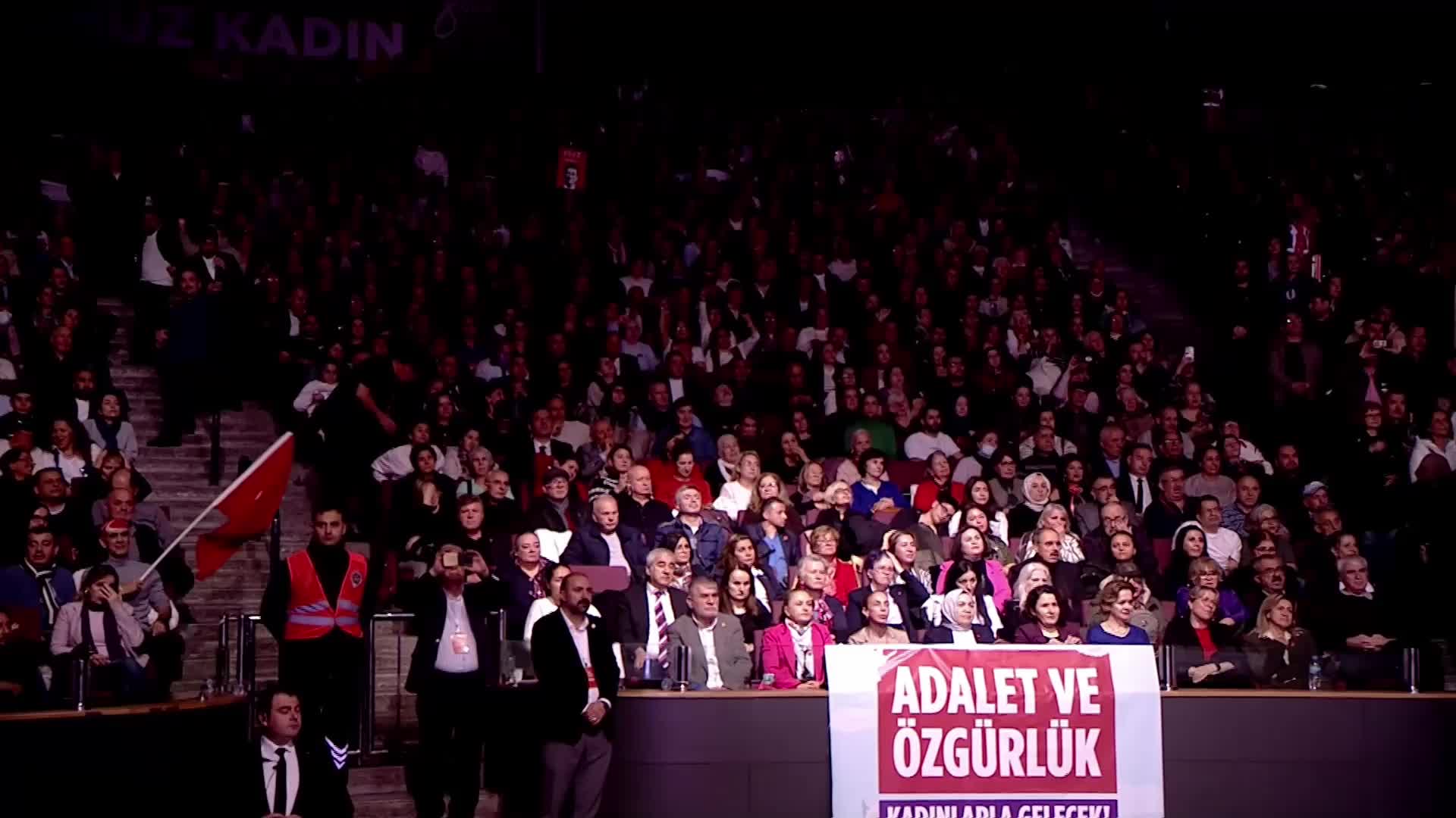 Ekrem İmamoğlu: Hiç kimse, hiçbir güç milletten büyük değildir