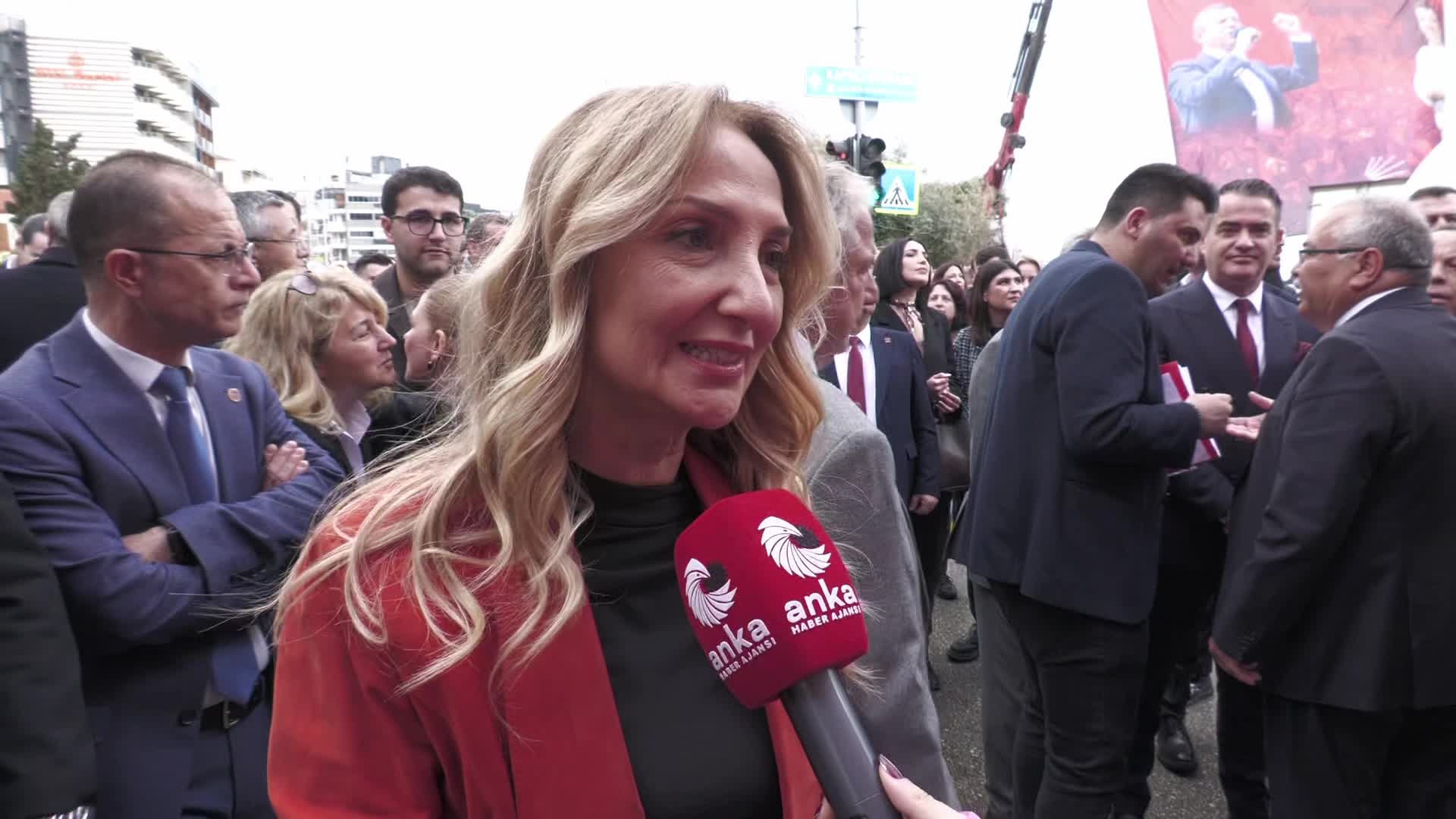 Aylin Nazlıaka: Başkanlarımızı silkelediklerini zannediyorlar ama ilk seçimlerde halk onları silkeleyecek