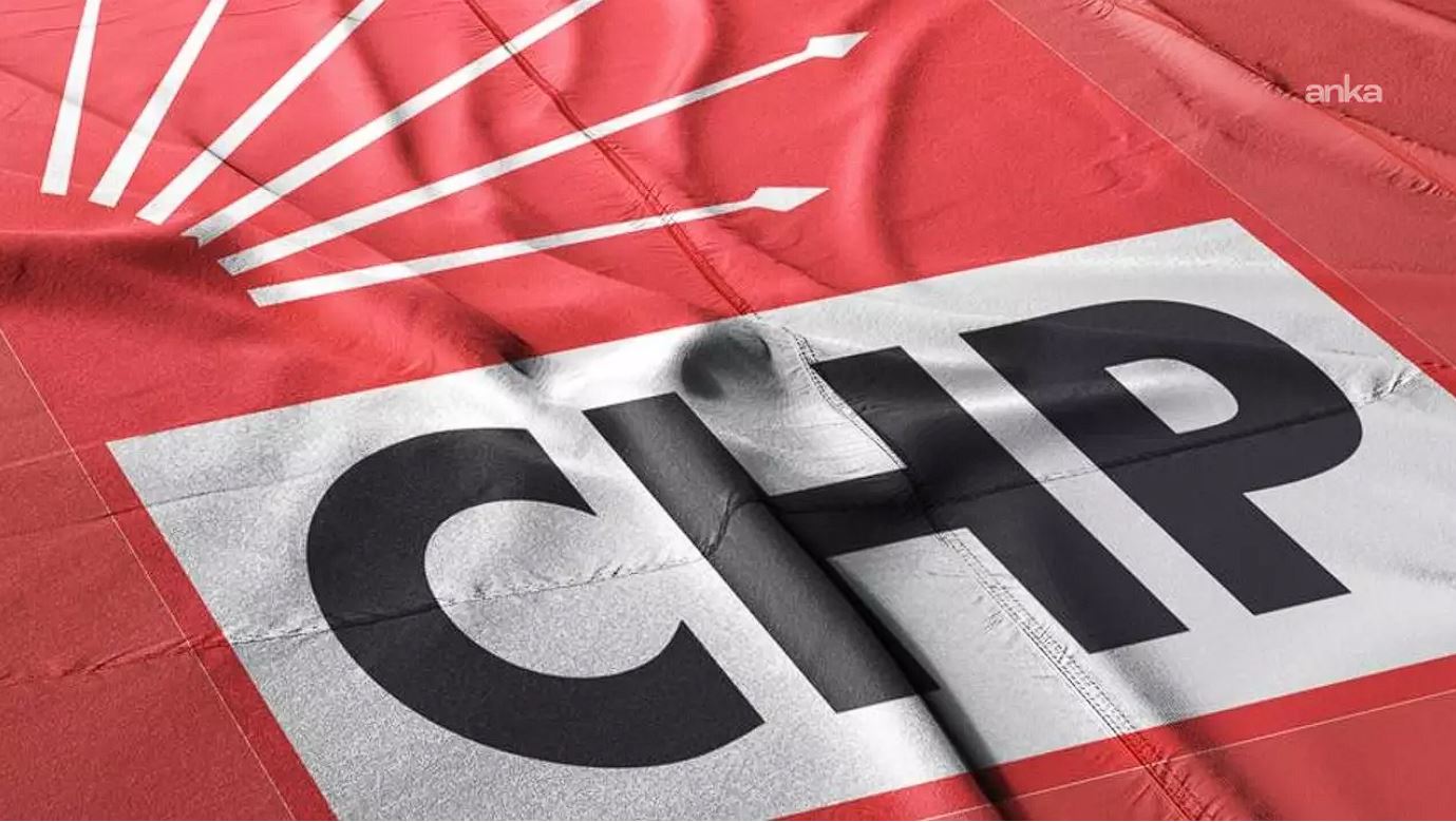 CHP’den ara seçim hamlesi...

Kurmaylar: CHP, ürettiği sonucu sandıkta göstermek için "ara seçim" diyor