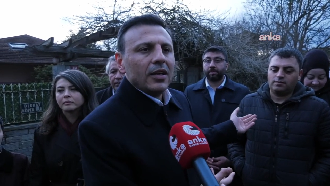 İBB Davası’nda 18 ismin tahliyesi sabah saatlerine kadar sürdü

Özgür Çelik'ten gecikmeli tahliyeye tepki: Bu zulümdür