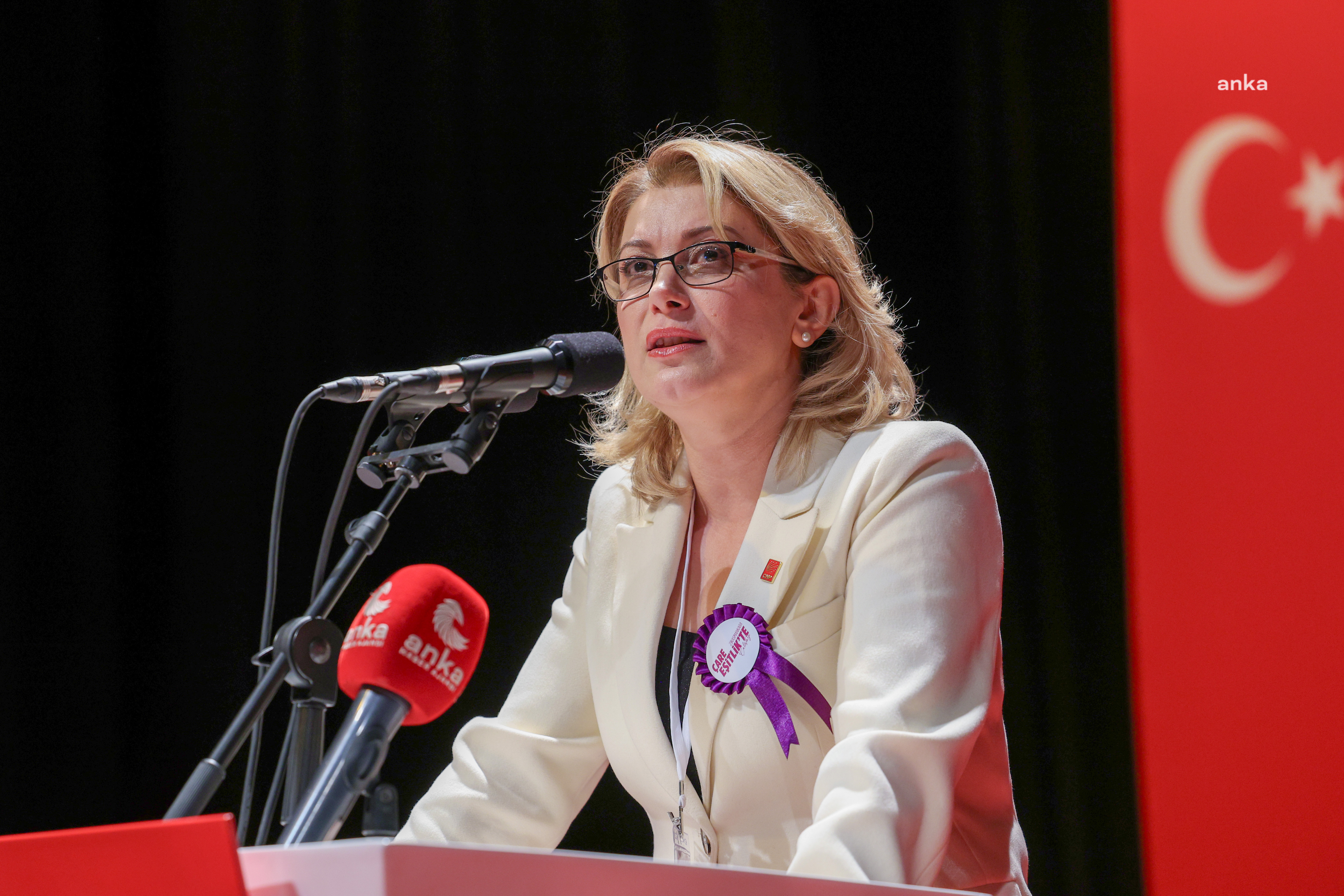 CHP’li Asu Kaya’dan, Gülben Ergen’e soruşturma açılmasına tepki: Adalet istemek ne zamandan beri ‘yanıltmak’ oldu?