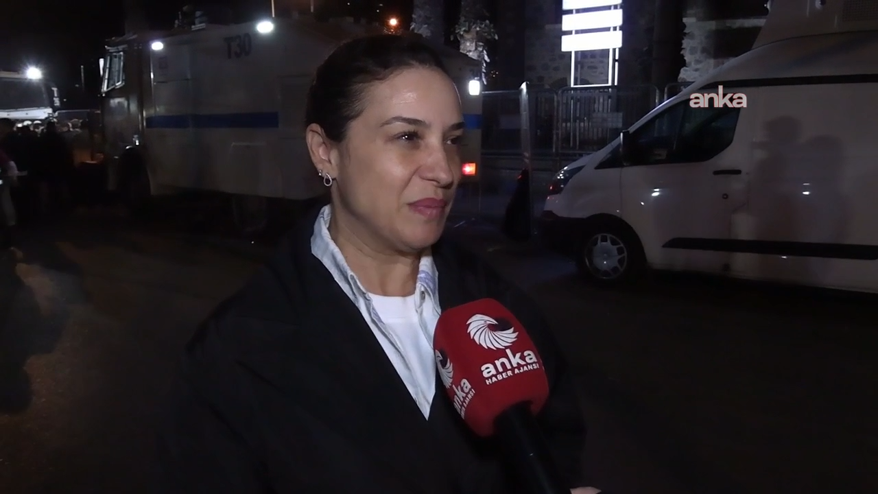 Meslek Fabrikası nöbetinde konuşan Efes Selçuk Belediye Başkanı Sengel'den 