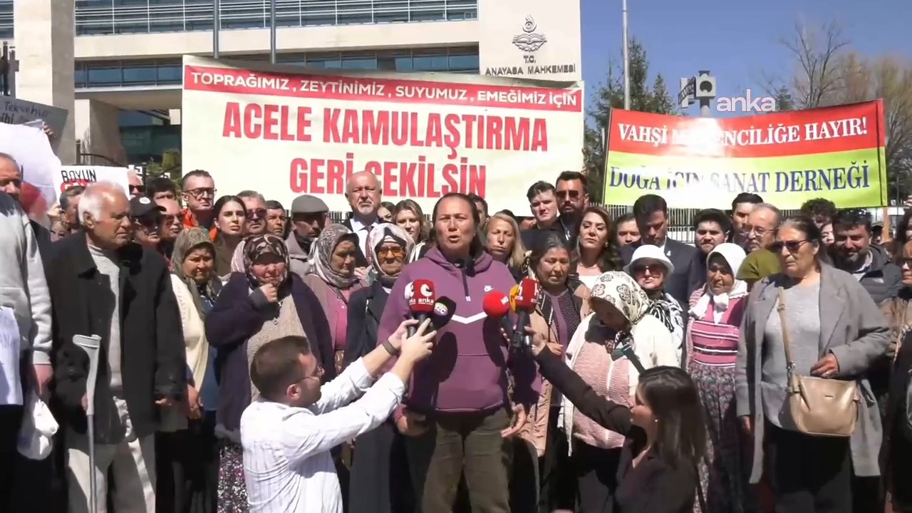 İkizköylüler, Akbelen için AYM önünde

Tutuklu Esra Işık'ın annesi Nejla Işık: Yürütmeyi durdurma verilmesini, acele kamulaştırmanın iptalini talep ediyoruz
