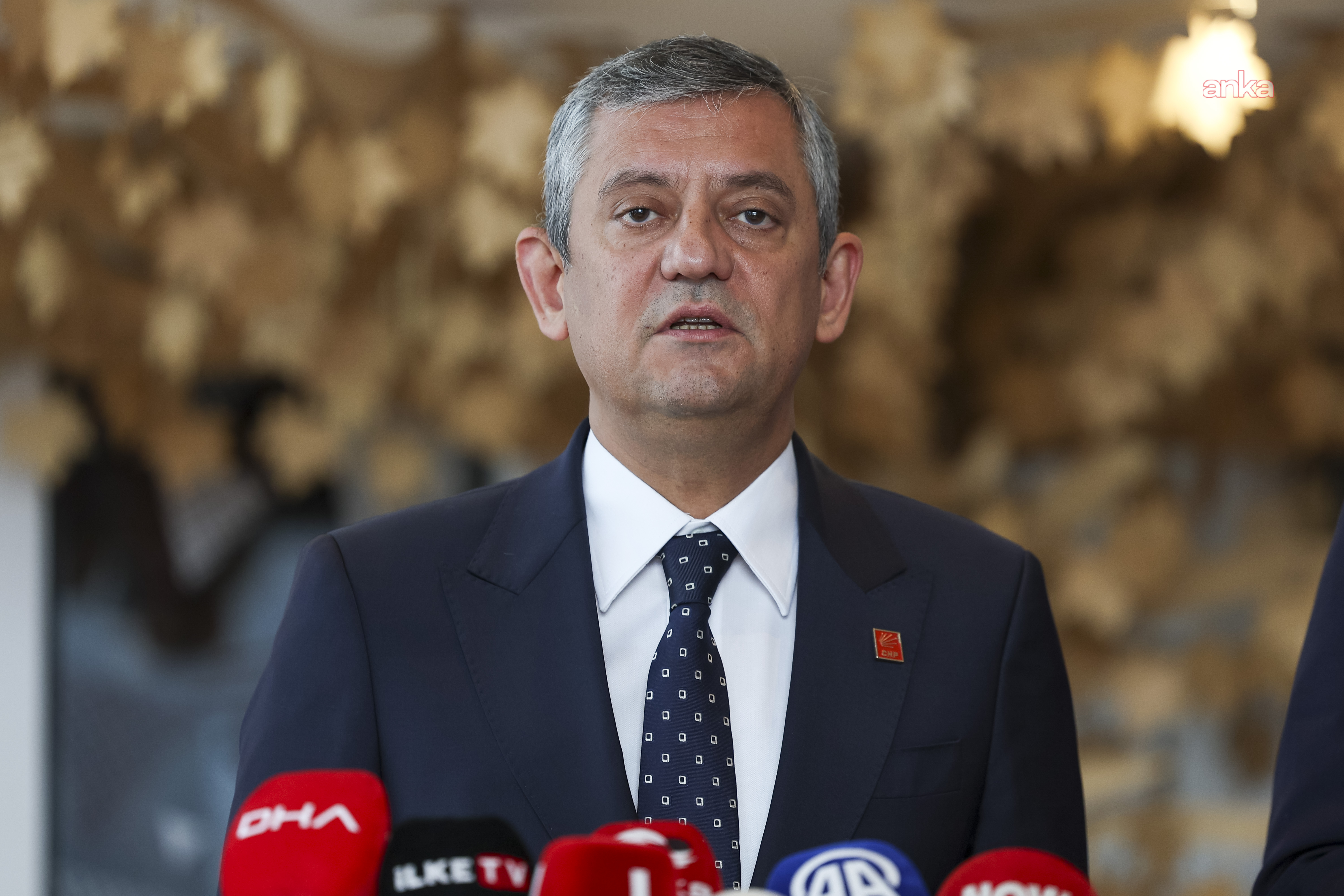 Özgür Özel: 'Gündemimizde ara seçim yok' demek yürütmenin yasamaya müdahalesidir