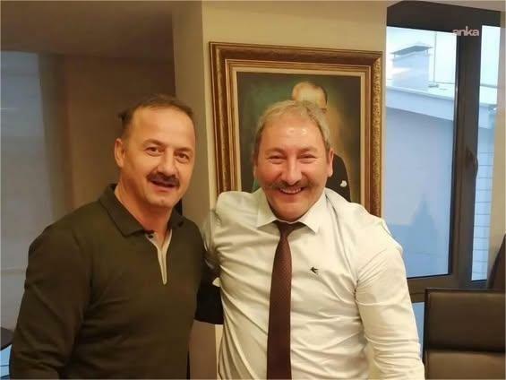 Eski İYİ Parti Genel Başkan Yardımcısı Tolga Akalın  Anahtar Parti'ye katılacak