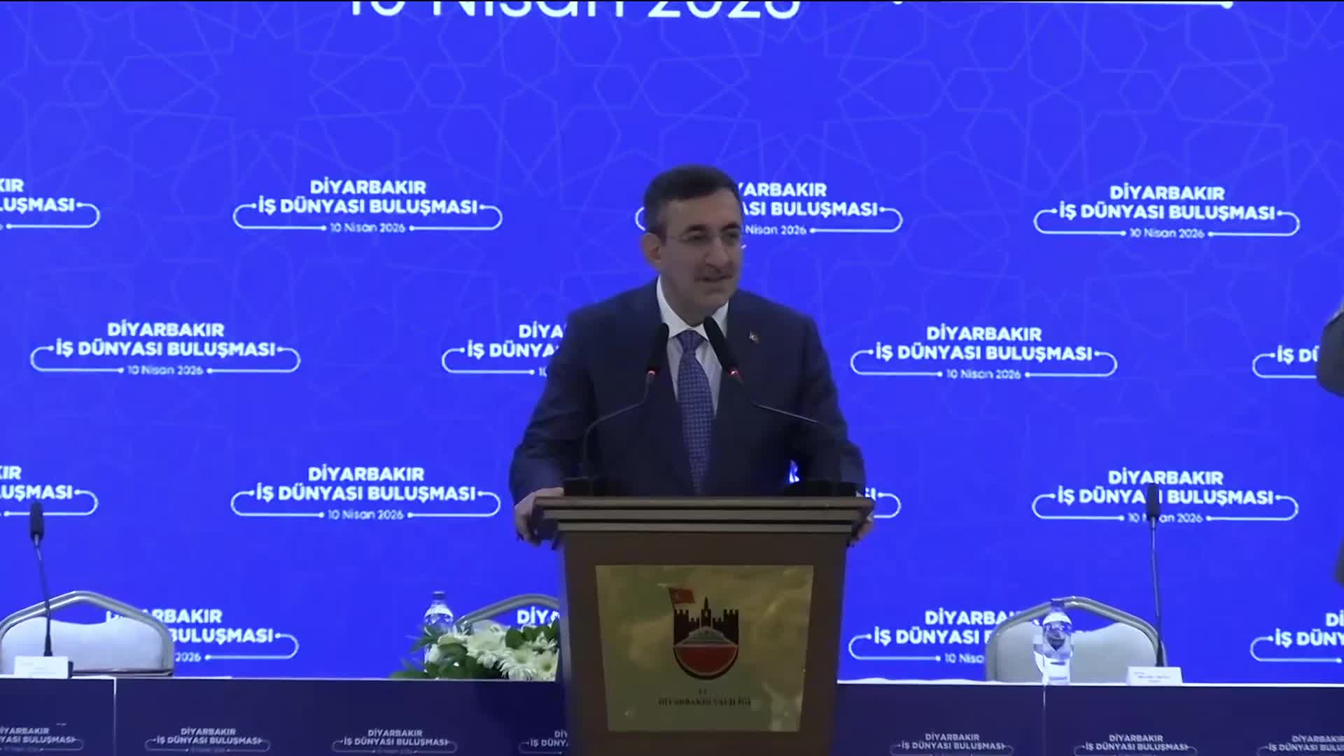 Cevdet Yılmaz'dan DEM Parti'ye: Devlete rol biçme ödev yükleme üslubundan çıkıp 