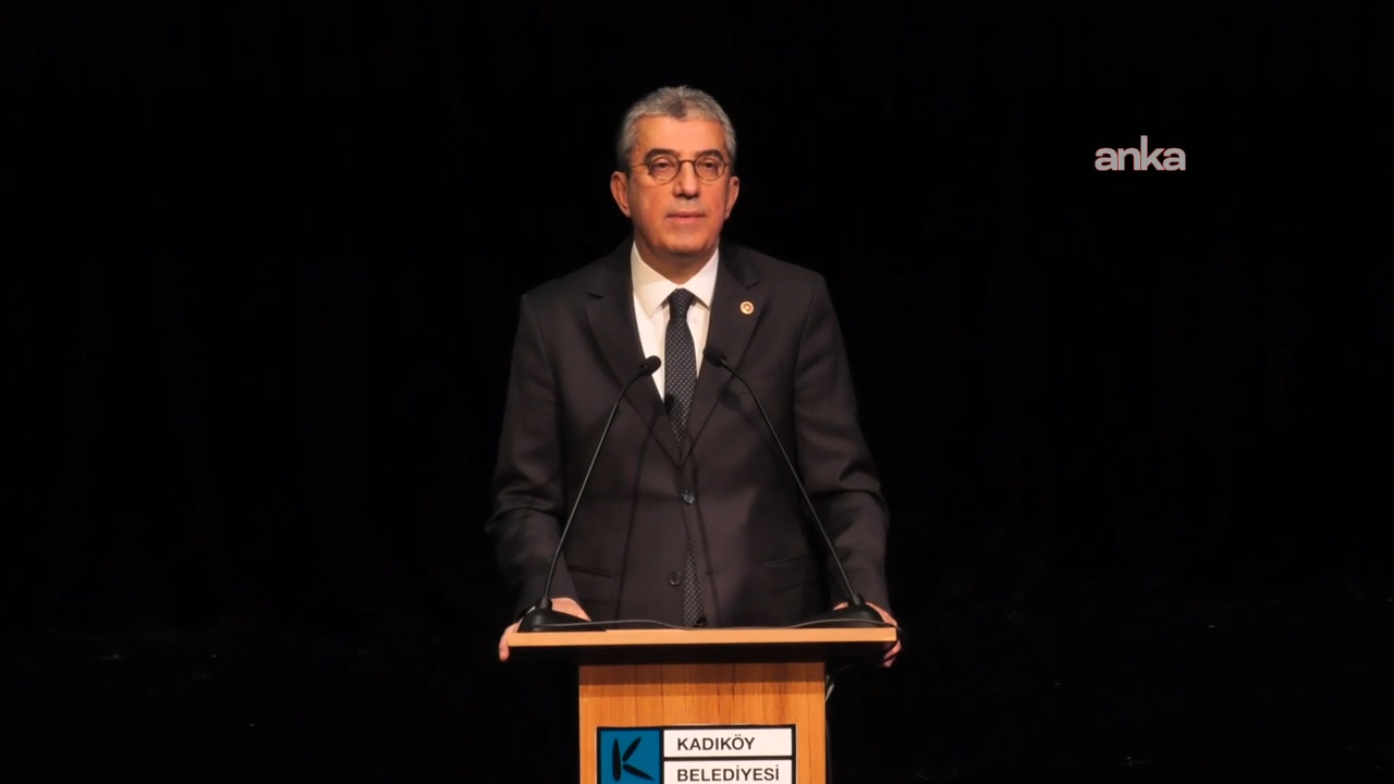 Uluslararası Kentsel Gıda ve Beslenme Politikaları Çalıştayı'nda konuşan Gökhan Günaydın: Türkiye, iklim krizi, gıda krizi ve demokrasi kriziyle mücadele ediyor