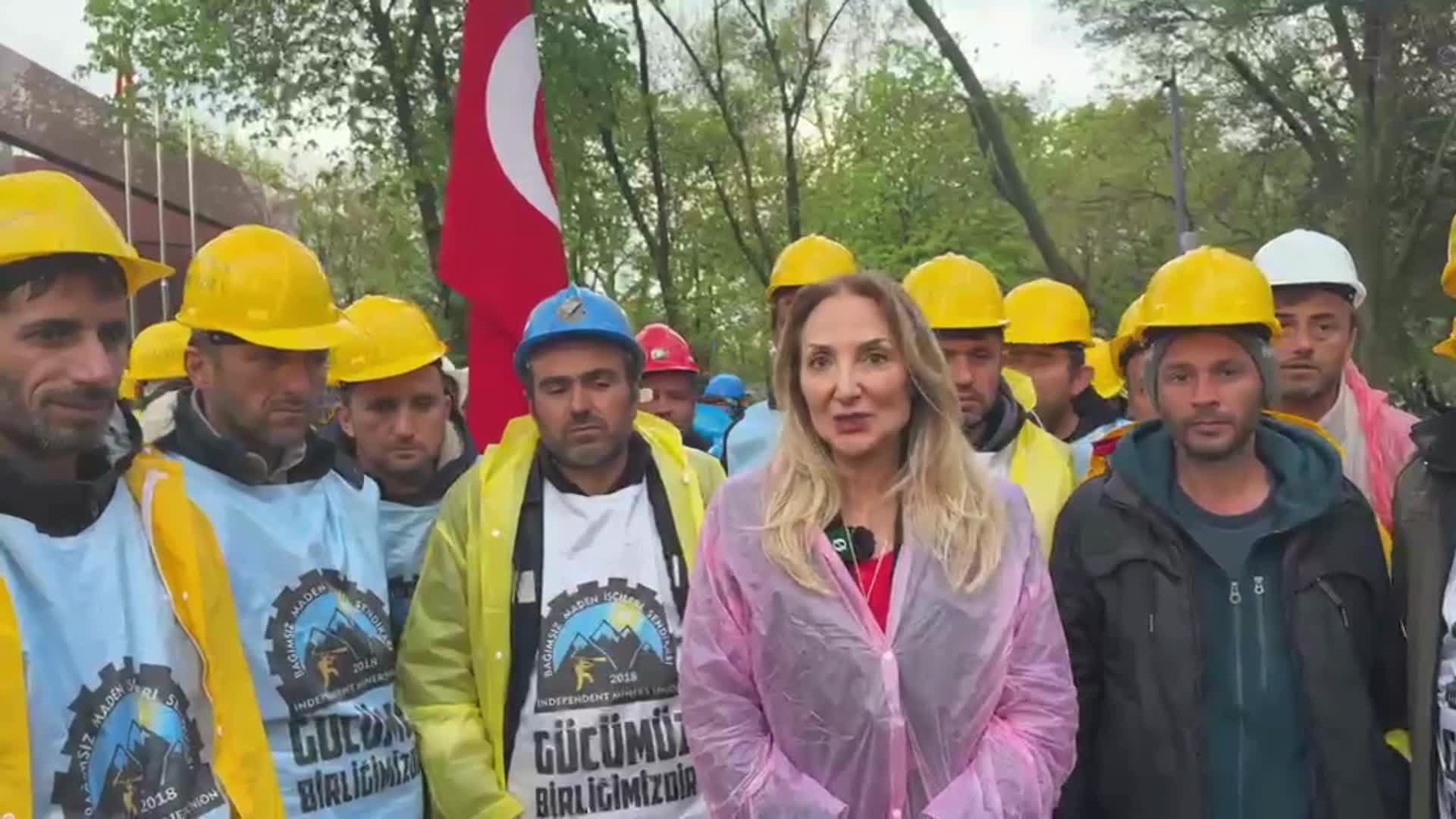 CHP'li Aylin Nazlıaka'dan Kurtuluş Parkı'nda eylemlerini sürdüren madencilere destek