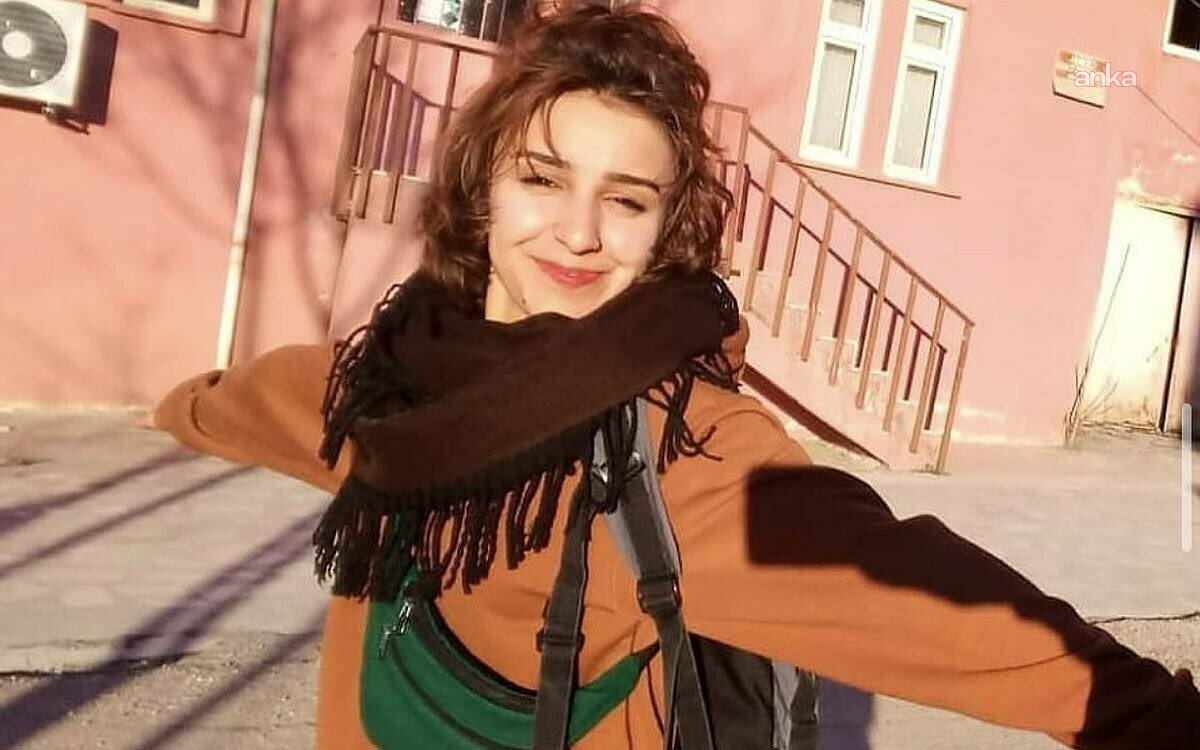 Gülistan Doku’nun yakın arkadaşı Rojwelat Kızmaz’ın ailesi, kızlarının ölümüne ilişkin savcılığa başvuracak: Yeni şüpheler ortaya çıktı