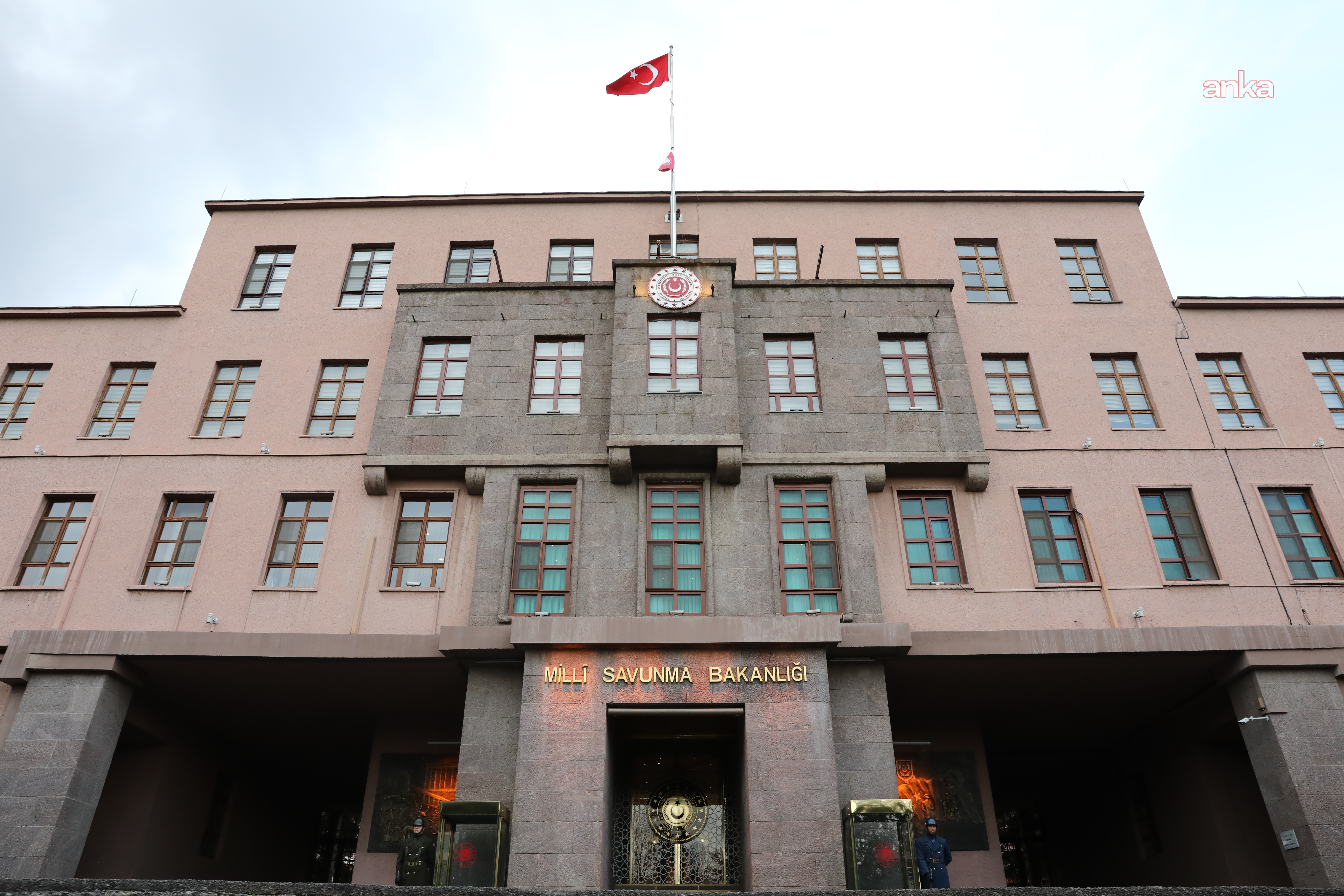 MSB kaynakları: Yunanistan'ın sorumluluk sahasındaki bir olaya pasif tutum sergilemesi uluslararası yükümlülüklerini göz ardı ettiğini gösteriyor