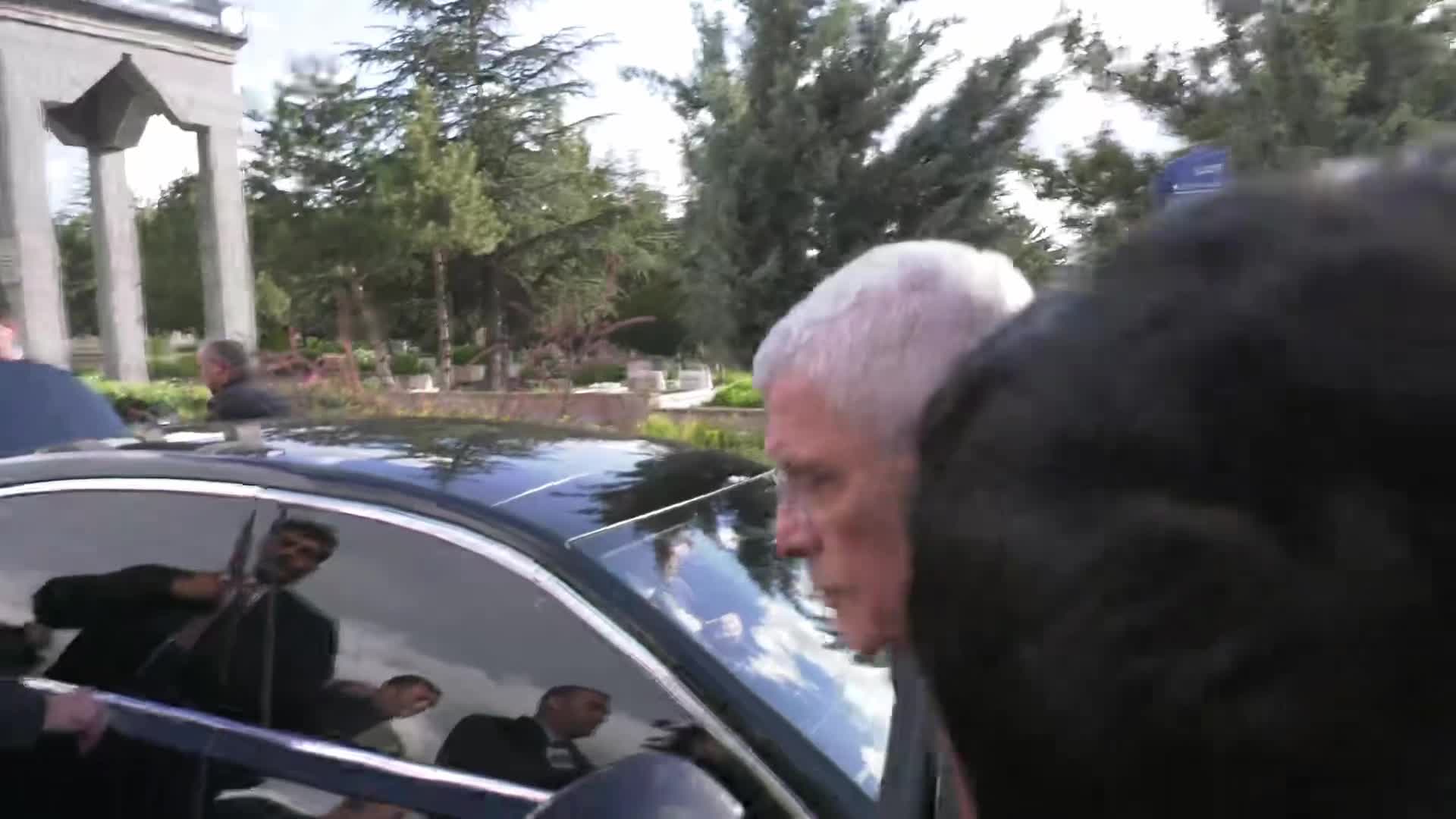 Dervişoğlu’ndan Bahçeli’nin statü çağrısına yanıt: Acımızı katmerleyenlerle yarın görüşeceğiz