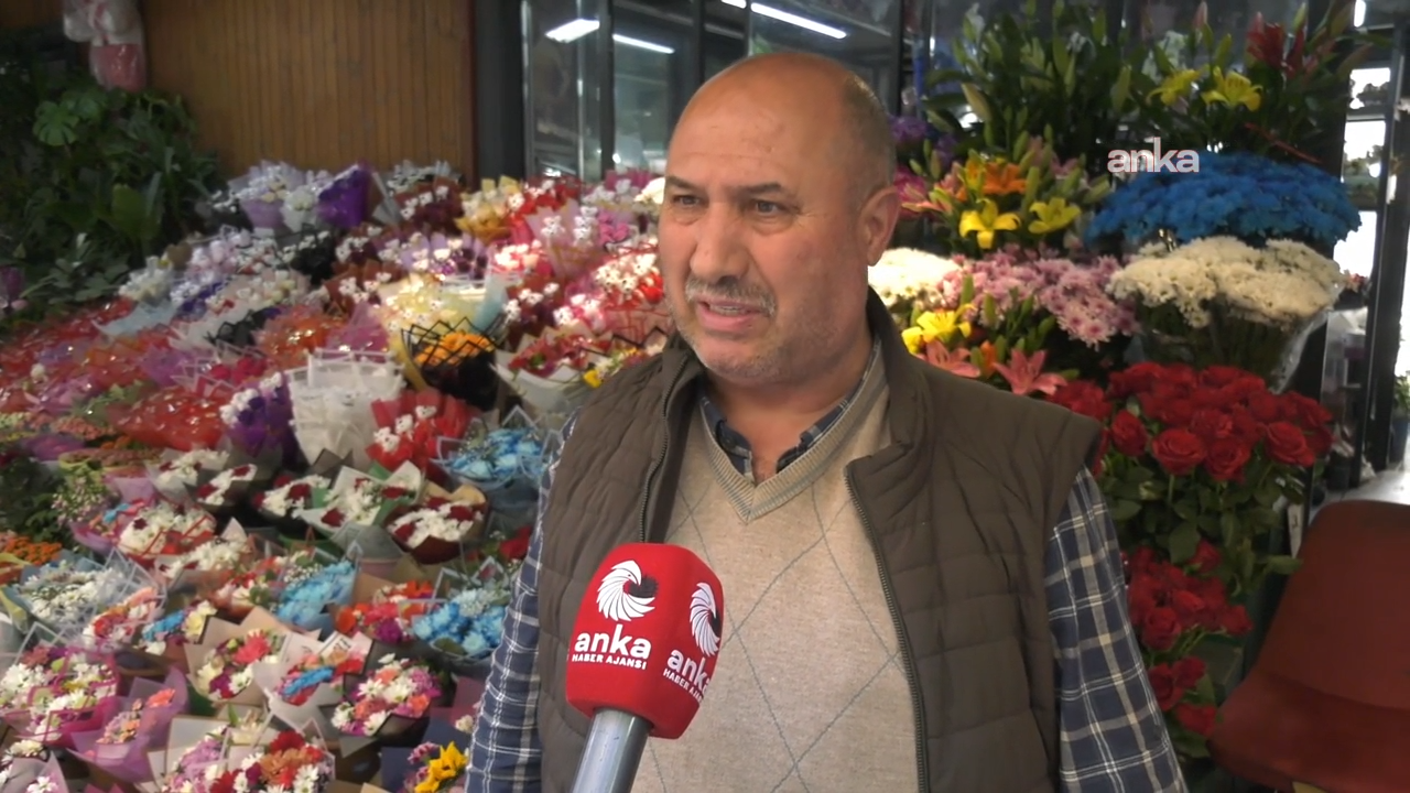 Çiçekçiler, Anneler Günü'ne hazırlanıyor: İthal gül 150, yerli gülümüz 100 lira