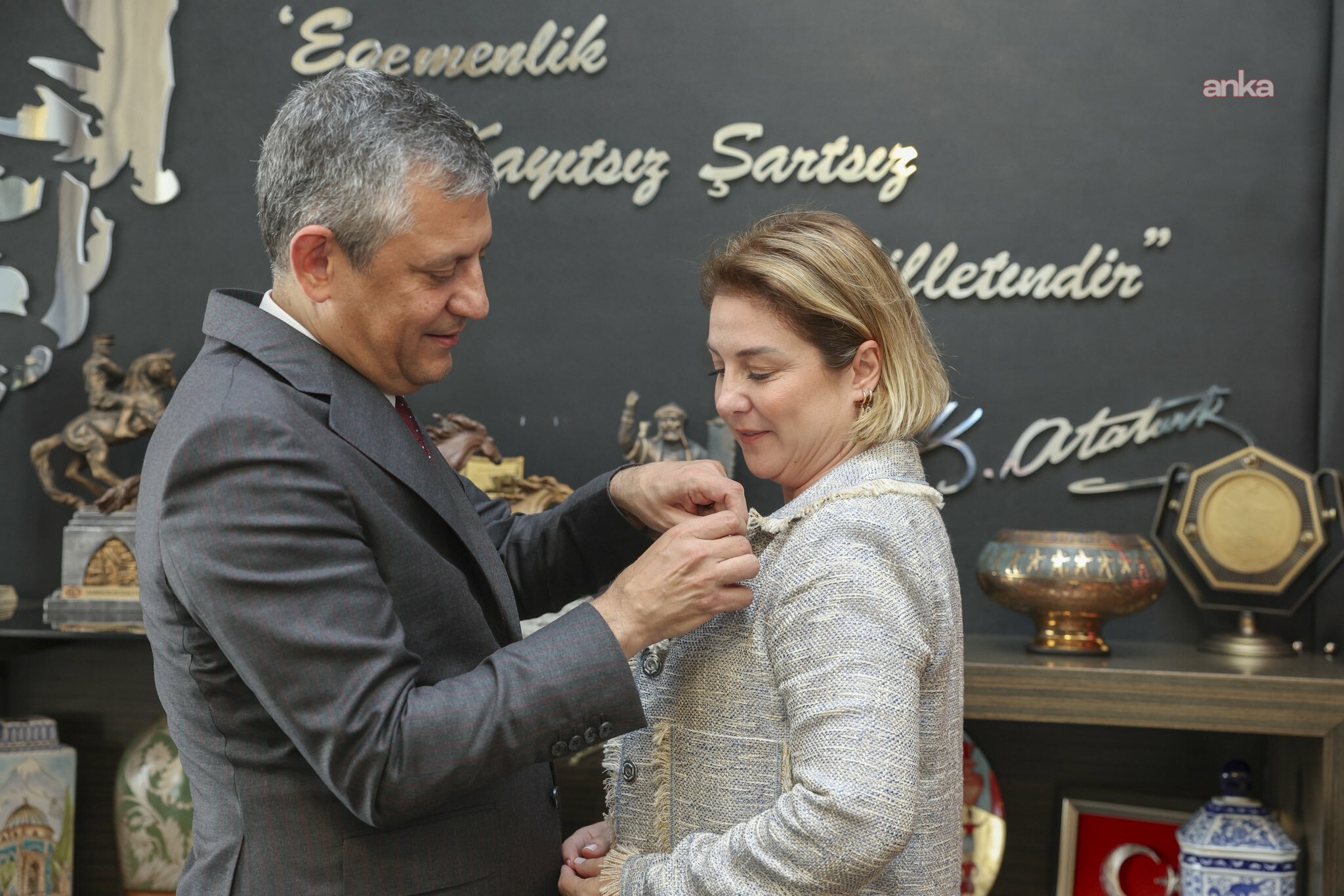 Çorlu Tren Faciası’nda oğlunu kaybeden Mısra Öz, CHP’ye katıldı