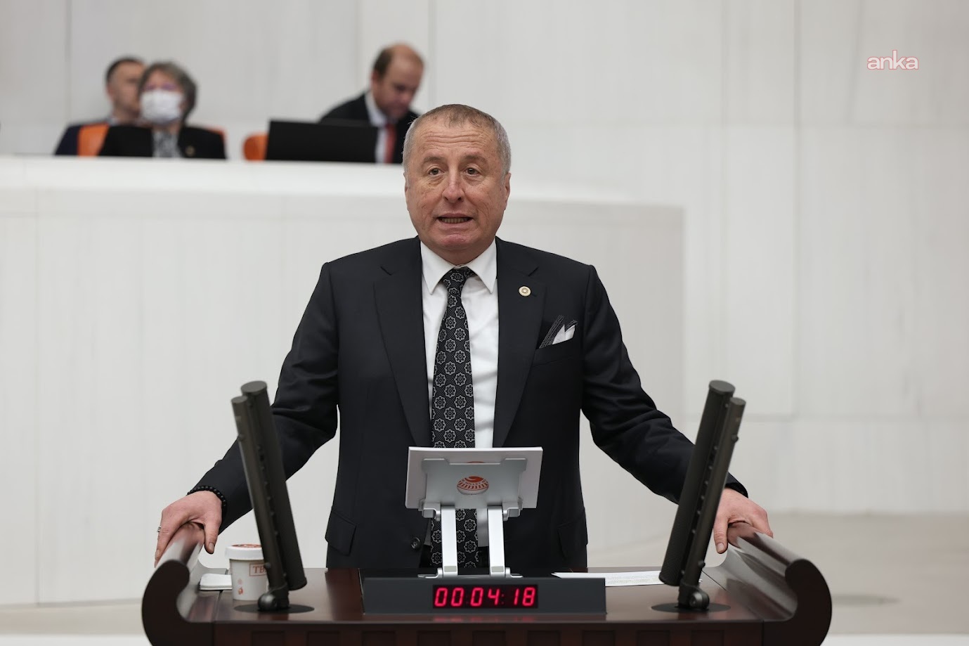 İYİ Partili Hakan Şeref Olgun'dan HMGS eleştirisi: Staja başlayacak adaydan beklenen hukuk pratiğine hazır olmak olmalı