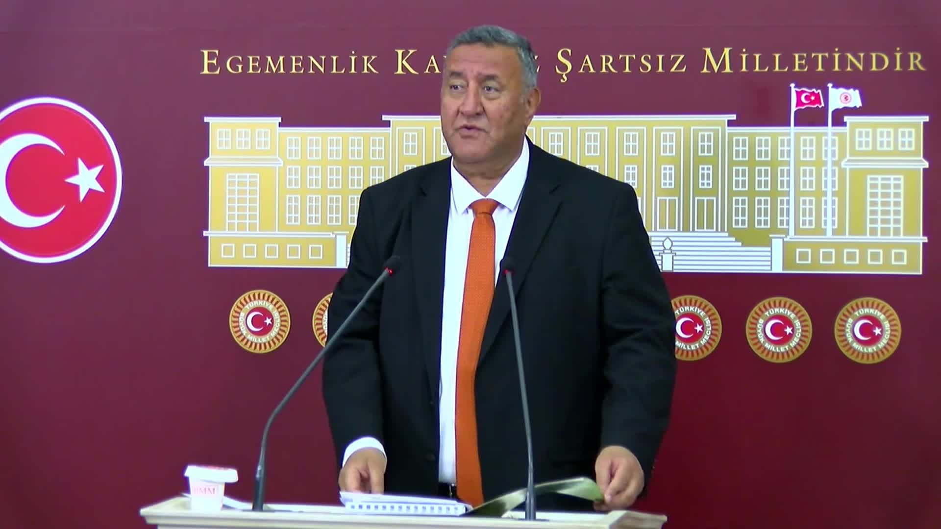 Ömer Fethi Gürer: Çiftçi ürettiği ürünü satınca evine değil, bankaya koşuyor