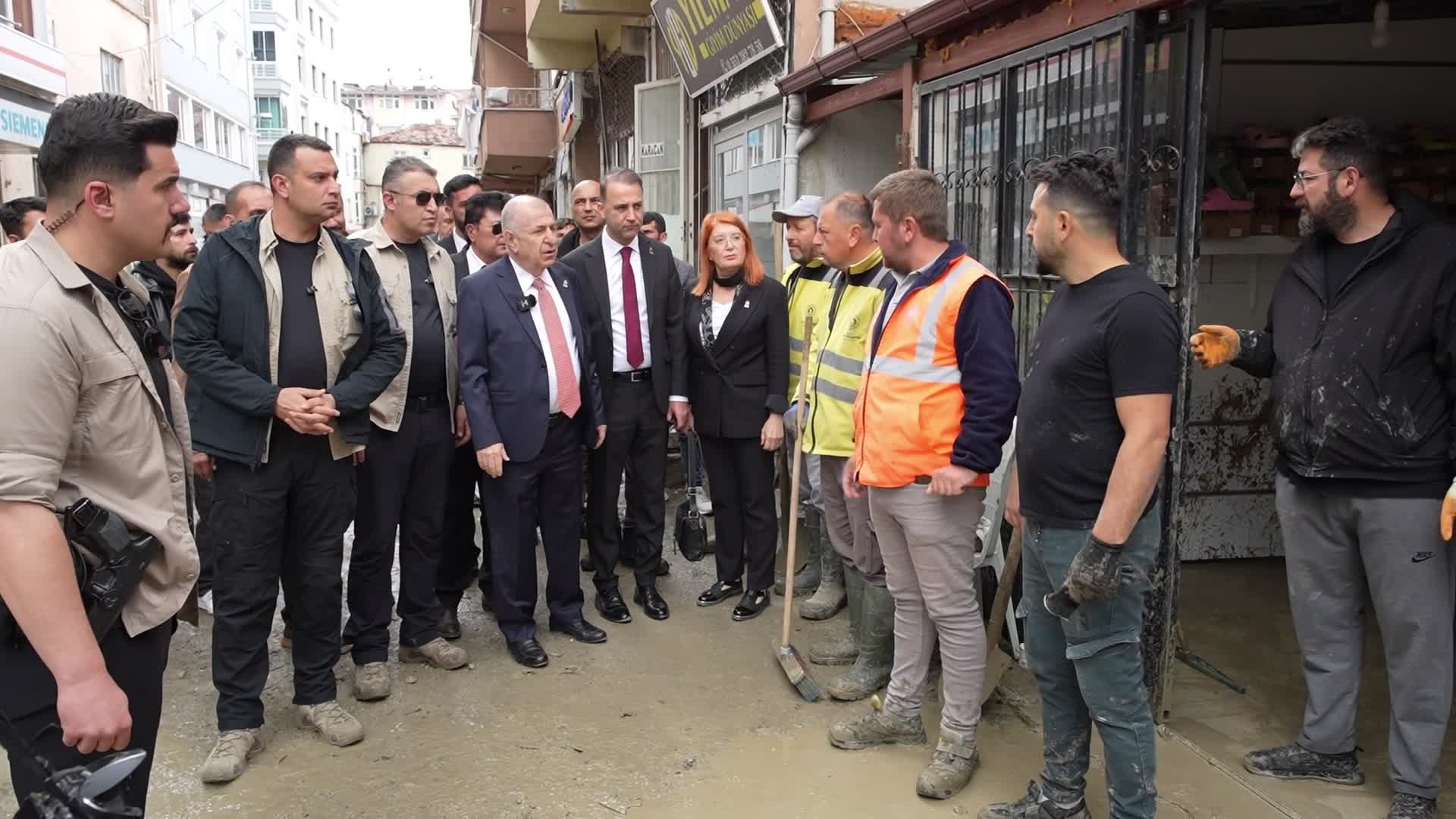 Ümit Özdağ: Bahçeli'nin açıklamasını çok tehlikeli olarak görüyorum