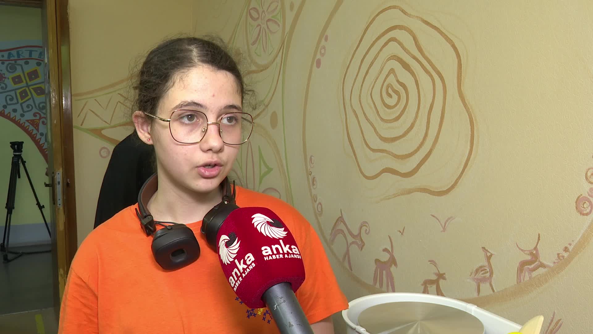 Ukraynalı çocuklar, Artek Uluslararası Çocuk Merkezi'ndeki Türk Stüdyosu'nda Türk kültürünü tanıyor