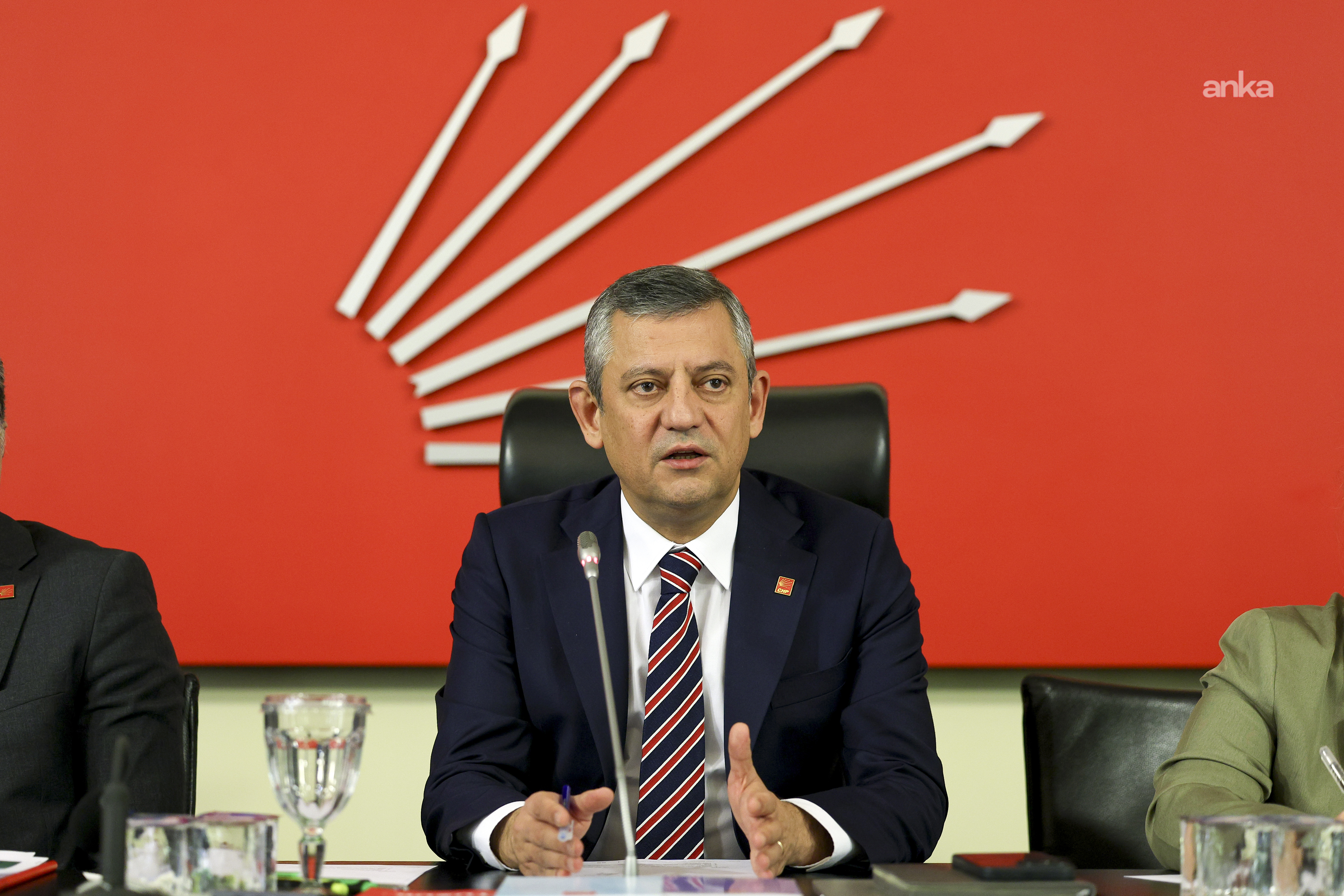 Özgür Özel, Kemal Kılıçdaroğlu'nun açıklamalarını değerlendirdi: 19 Mart darbecileriyle parti içi darbecilerin ittifakına laf ediyorum