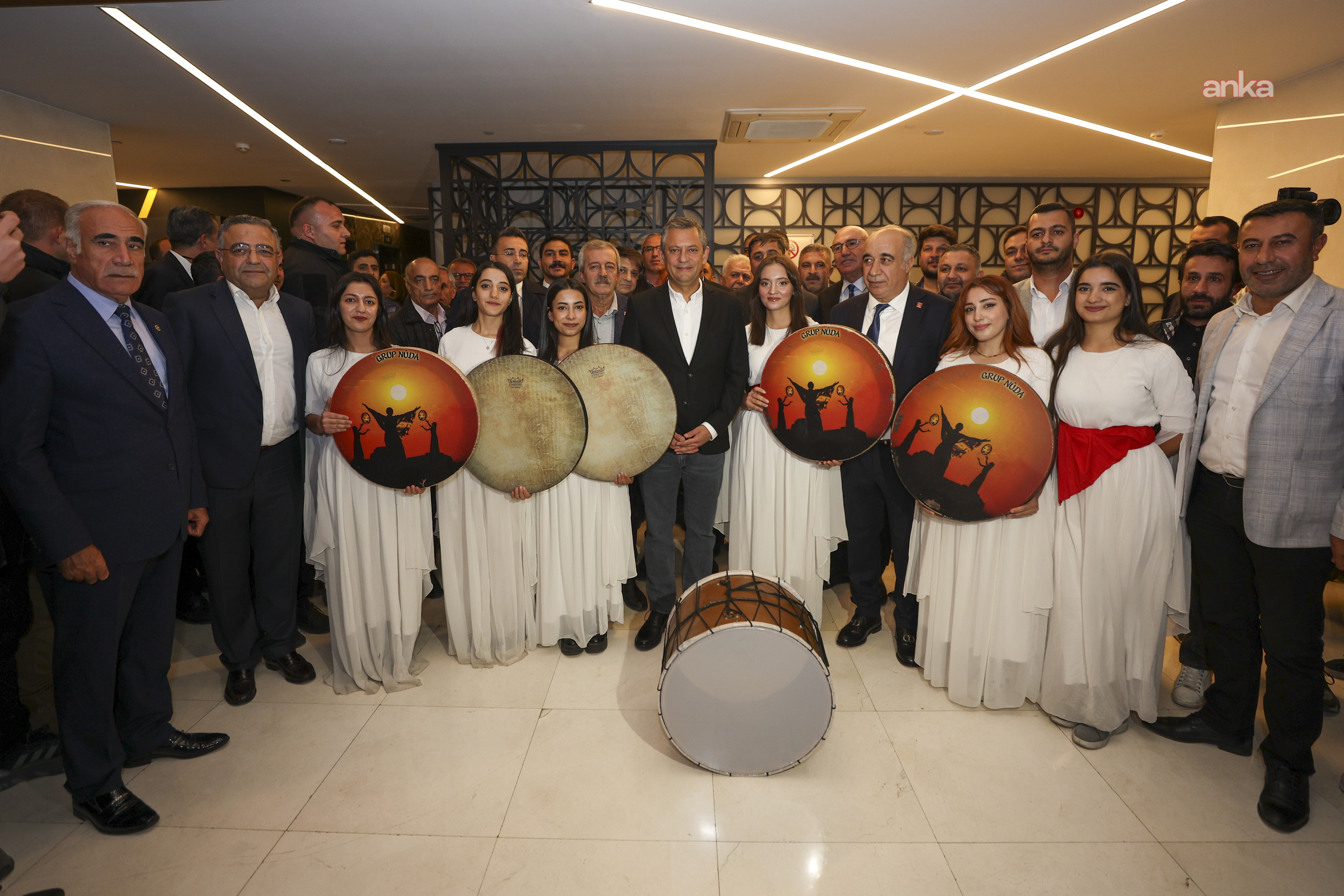 Özgür Özel, haziran ayında doğu turuna çıkıyor
