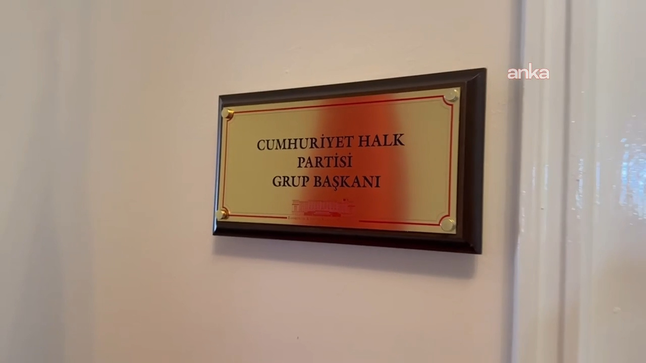 Özgür Özel’in TBMM’de ilk mesai günü... Özel, MYK üyelerinin katılımıyla toplantı yaptı